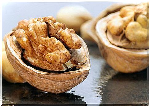 Nuts to improve sleep quality