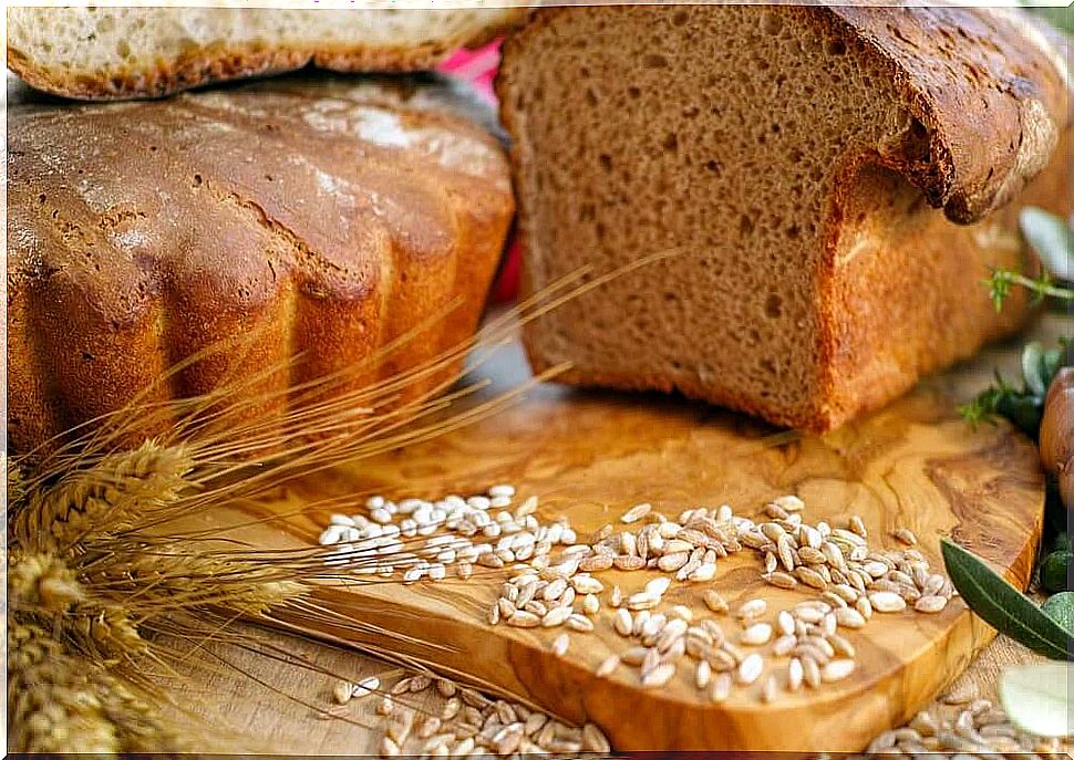 bread with seeds