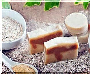 How to Make a Natural Oatmeal Exfoliating Soap