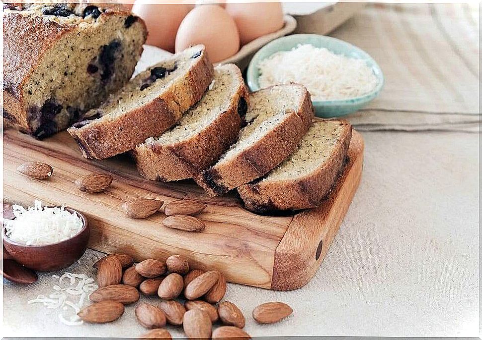 How to make delicious coconut and almond bread