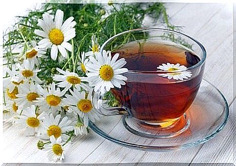 How to remove corns naturally with chamomile tea