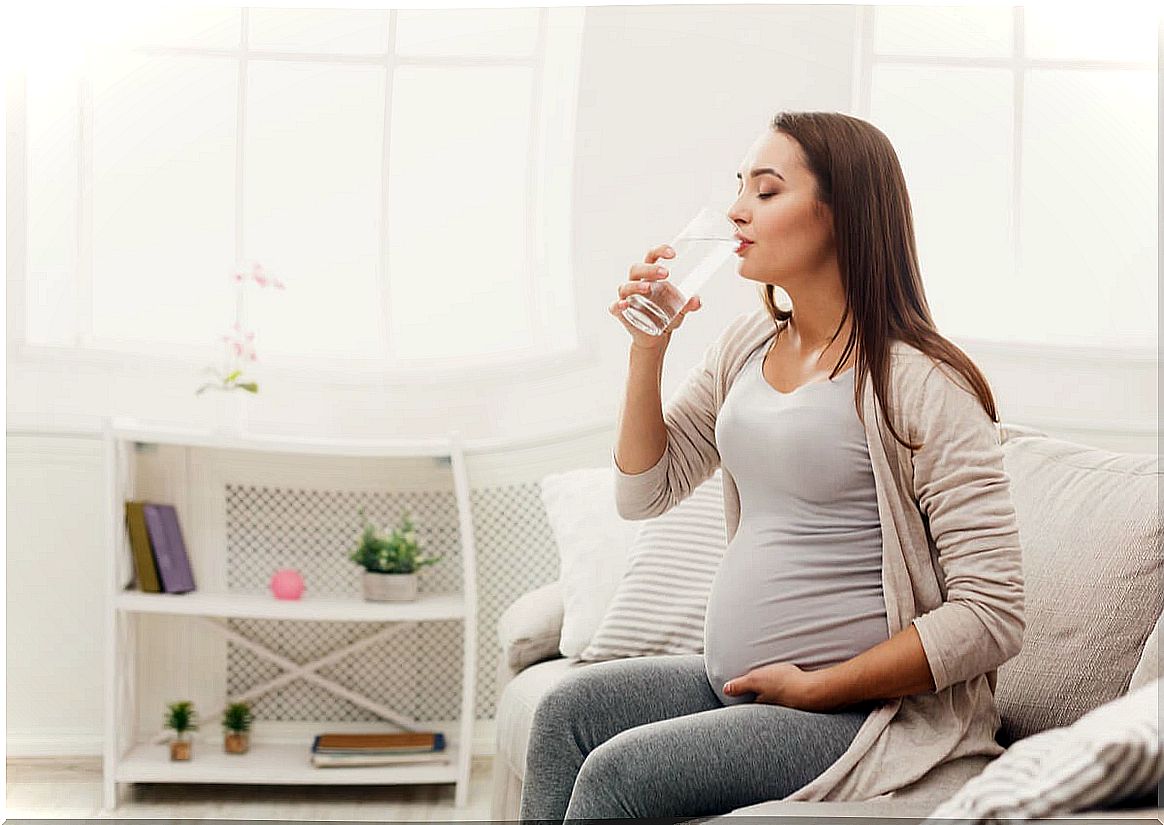 Hydration of pregnant women