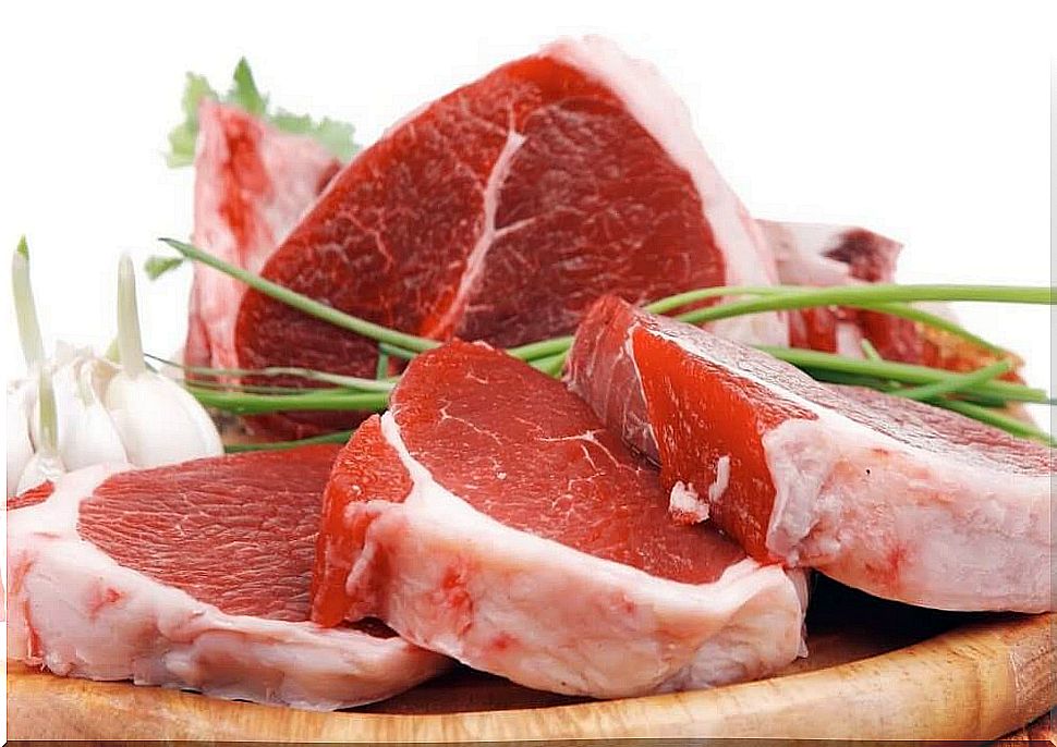 Foods not to eat before bed: Red meat