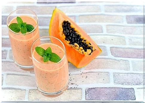 Papaya beat against stomach acid