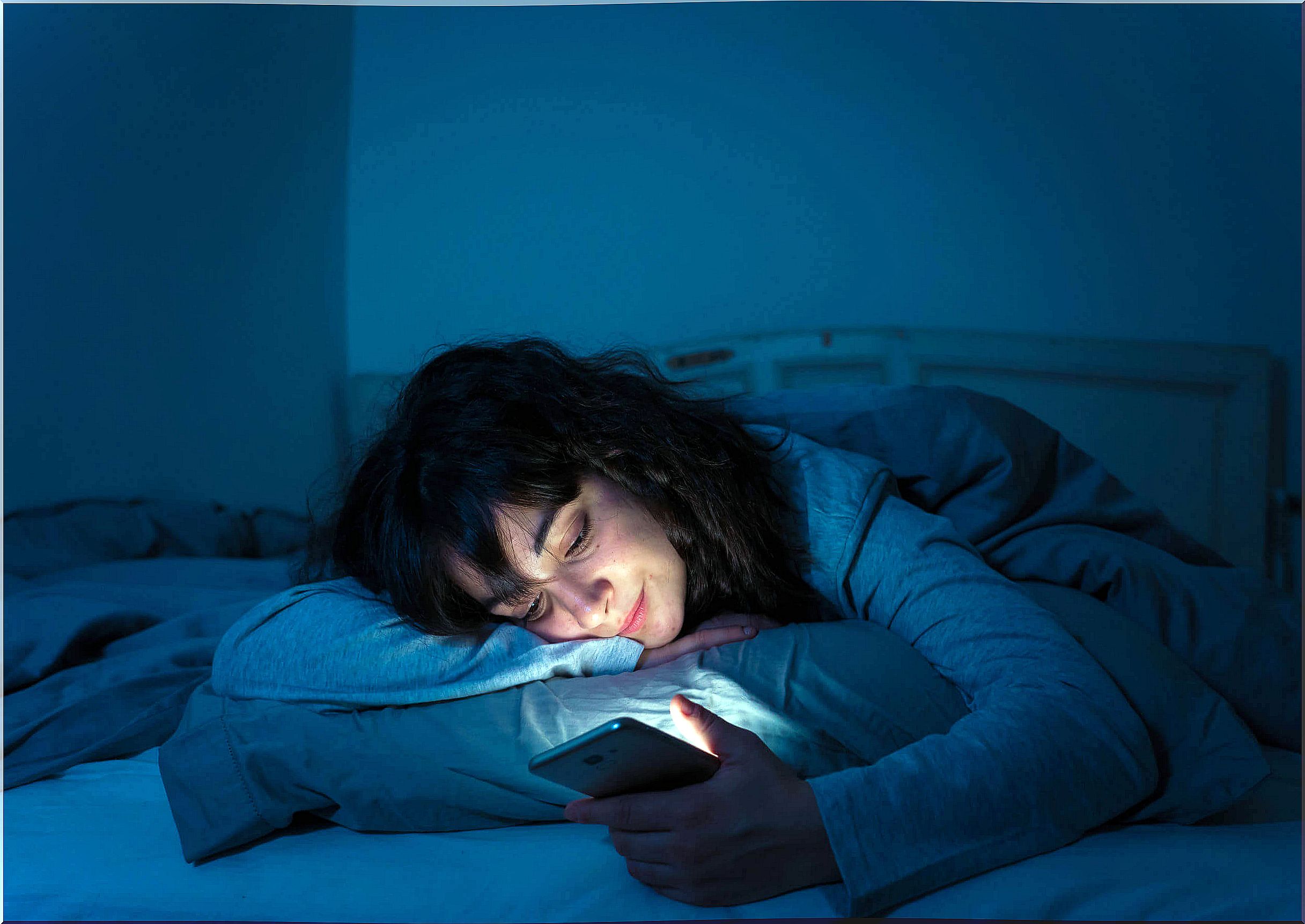 Avoid using your cell phone before bedtime